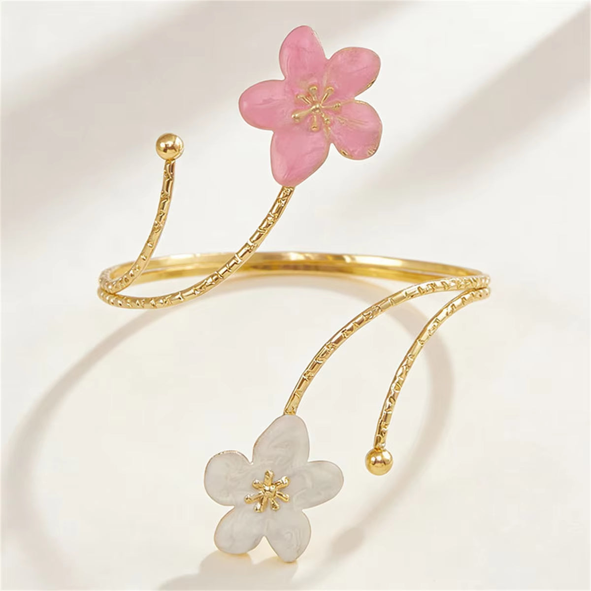Boho Elegant Metal Flower Upper Arm Bracelet for Women