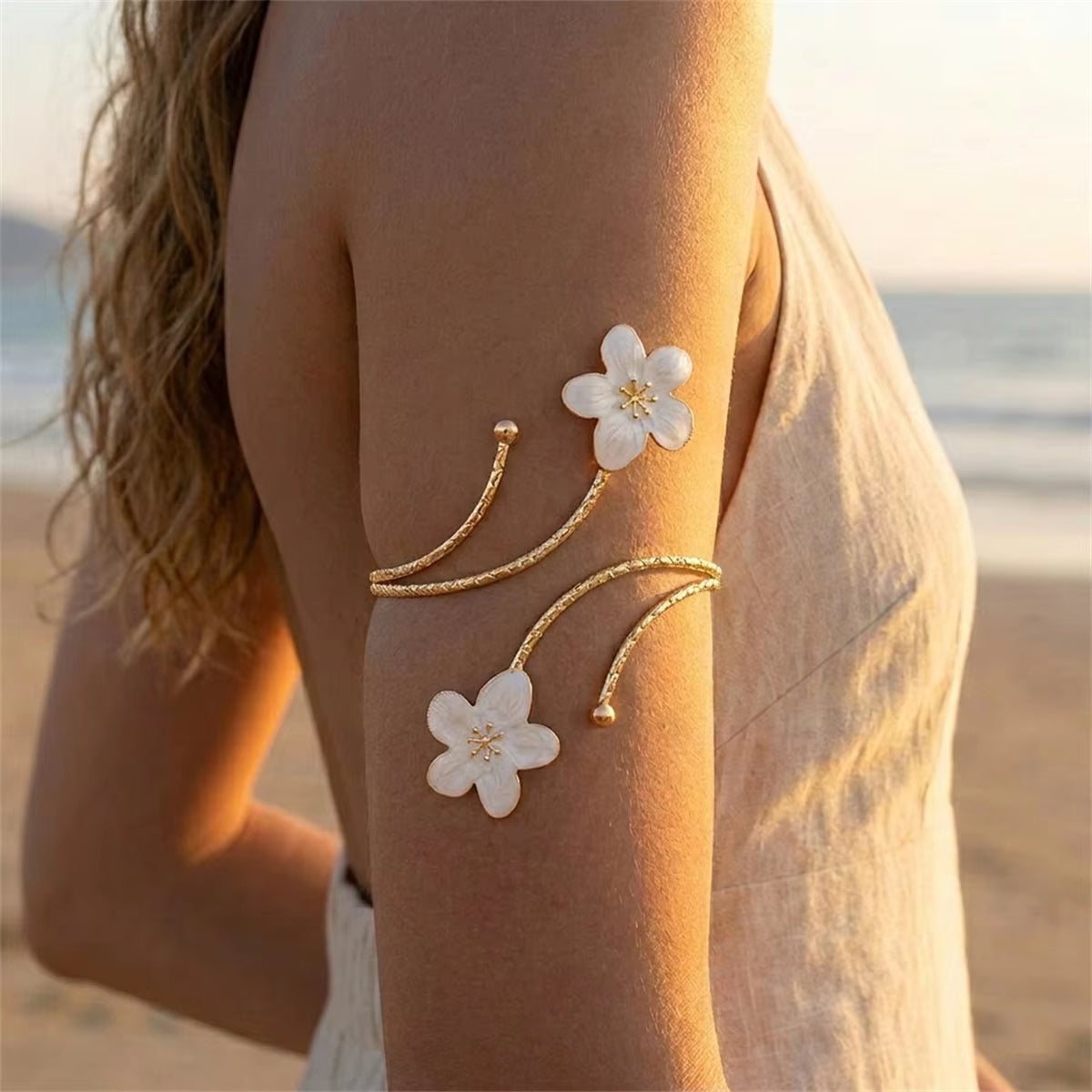 Boho Elegant Metal Flower Upper Arm Bracelet for Women